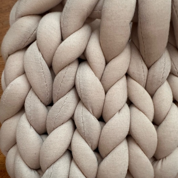 Chunky yarn handwoven tote purse - Picture 3 of 4